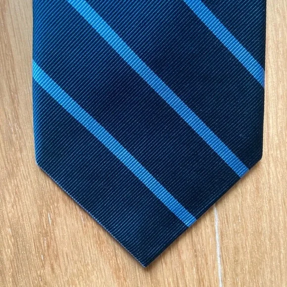 J.Crew 100% Silk Tie - Picture 5 of 6